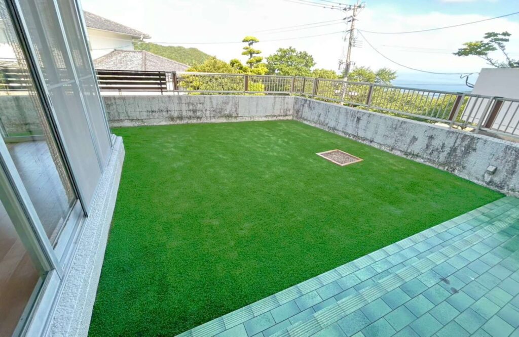 長崎や佐賀で人工芝の設置・施工ならJ-LINE｜個人住宅・法人対応